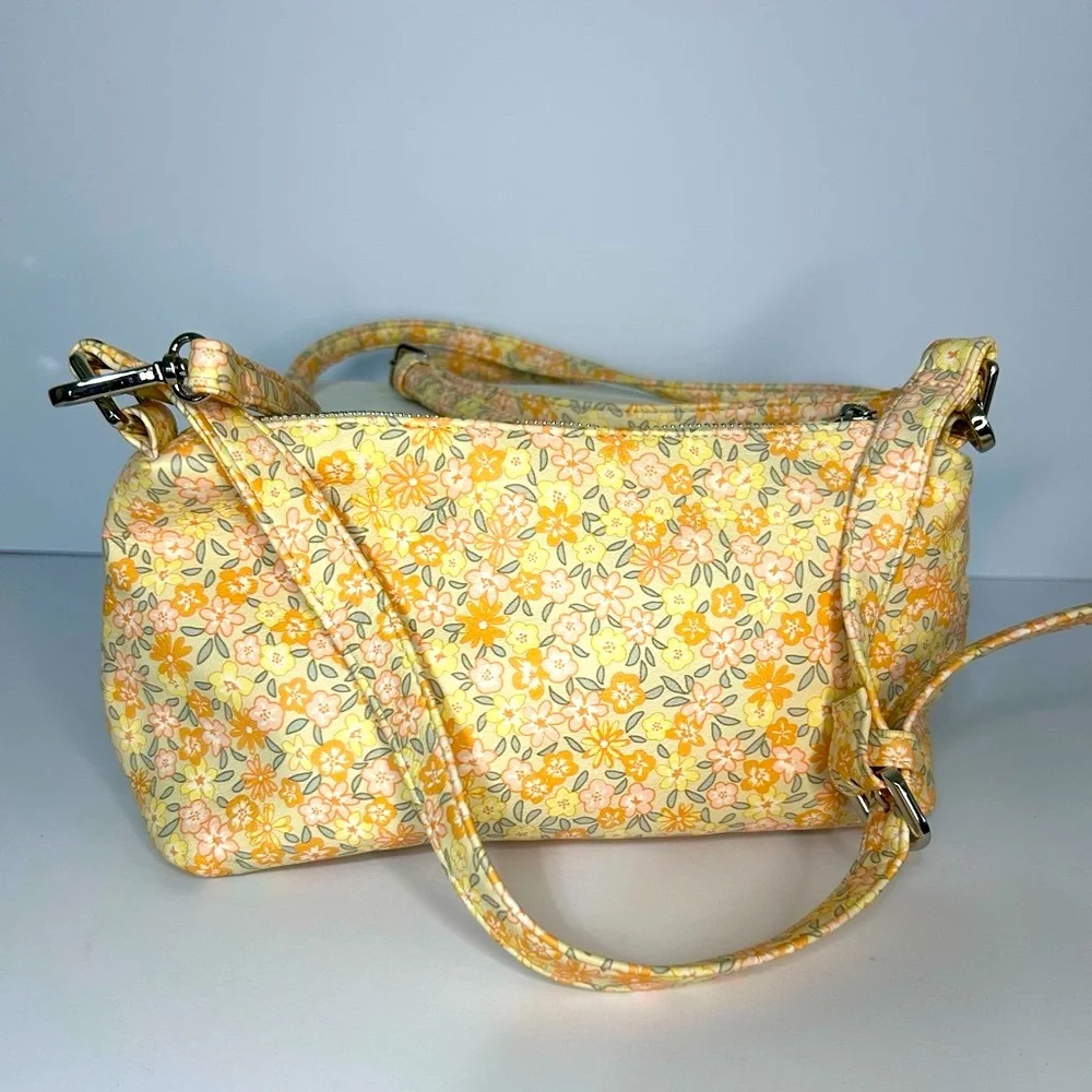 Wild Fable beautiful floral Crossbody Bag.
